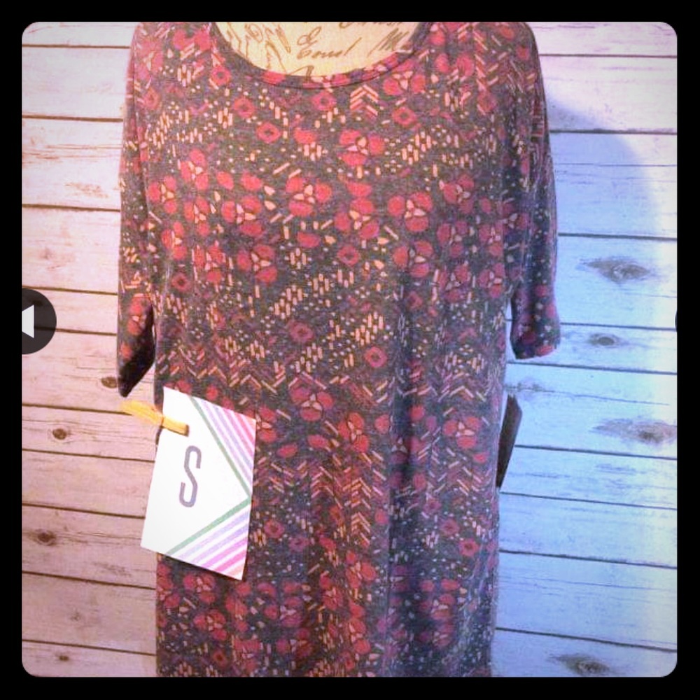 LuLaRoe Irma Tunic
